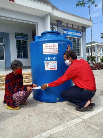 Réalisation 2020 à BenTre: Fourniture de réservoirs d'eau potable à 42 familles