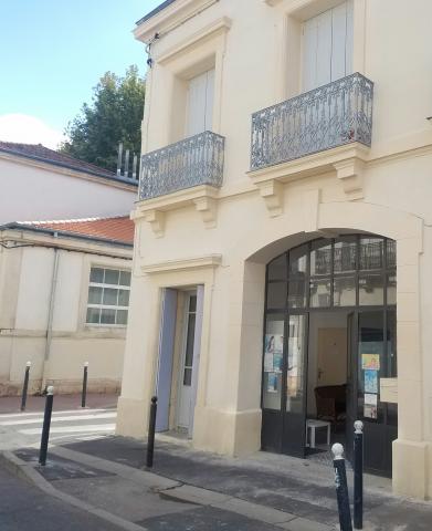 L'entrée du centre 15 rue Faubourg Boutonnet