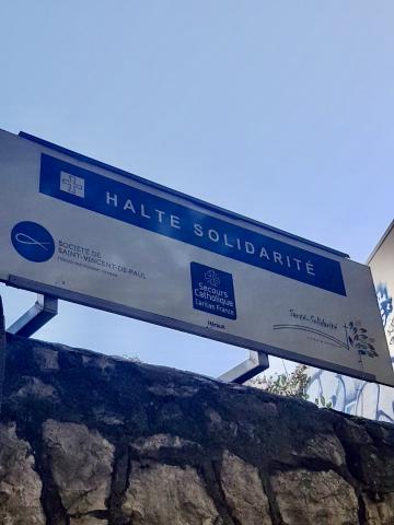 Notre permanence à la Halte Solidarité le mercredi matin