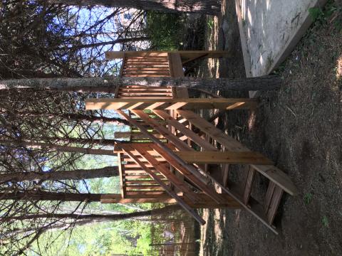 Fabrication et installation d'une terrasse surélevée pour Drôle de Pain au Millénaire.