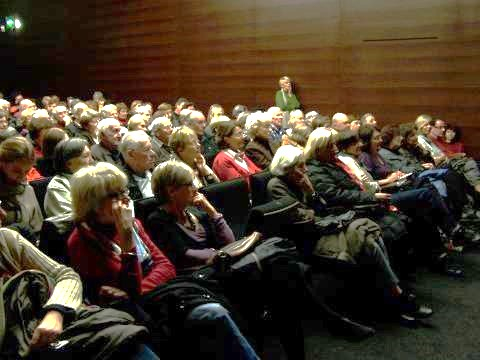 Une conférence dans l'auditorium du musée Fabre