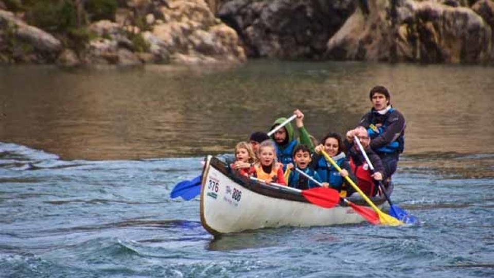 LE Canoë 9 places : sortie "Famille" à Gignac