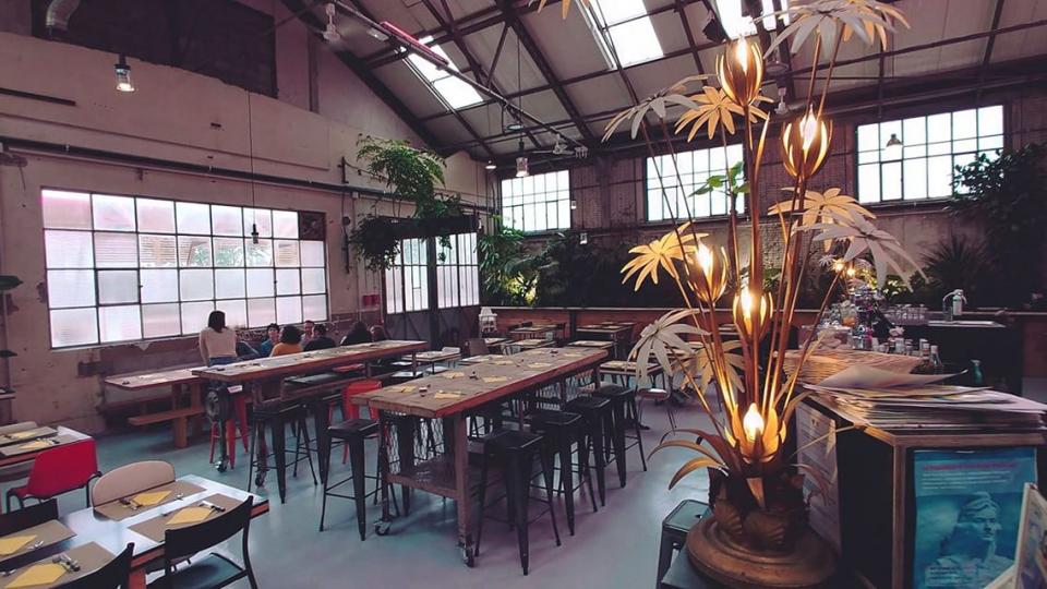Le Café Tropisme, restaurant de la Halle Tropisme © Simon Morin