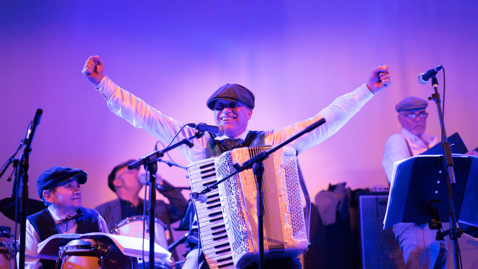 Bal des officiers avec l’orchestre Fredo Boss et les pieds de poule  - Festival Tropisme a un an, février 2020 © Marielle Rossignol