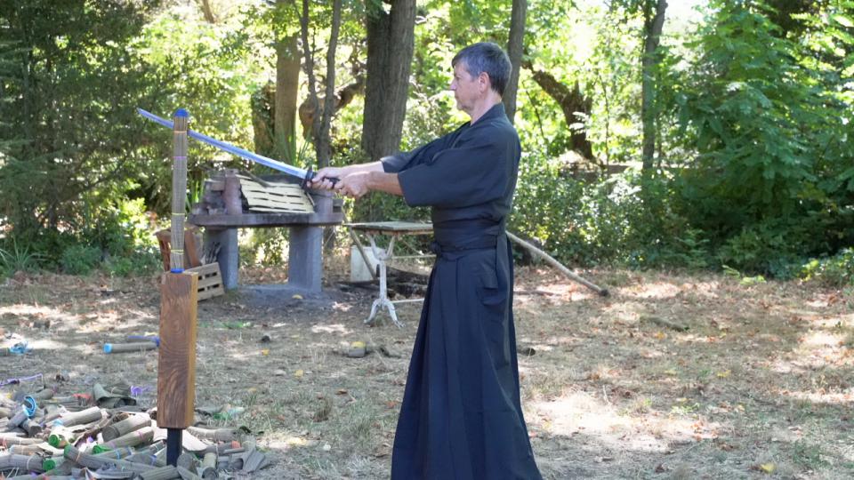 Iaido : exercice de coupe