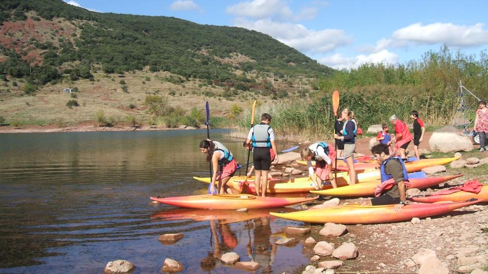 Les loisirs et débutants au Lac du Salagou